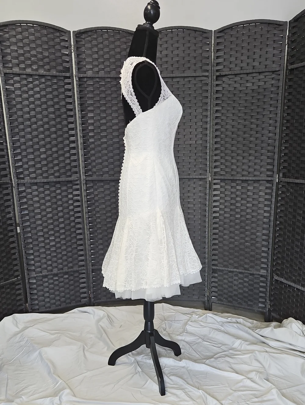 Size 6 white knee/midi lace fit & flare dress w/ a sheer neckline & open back